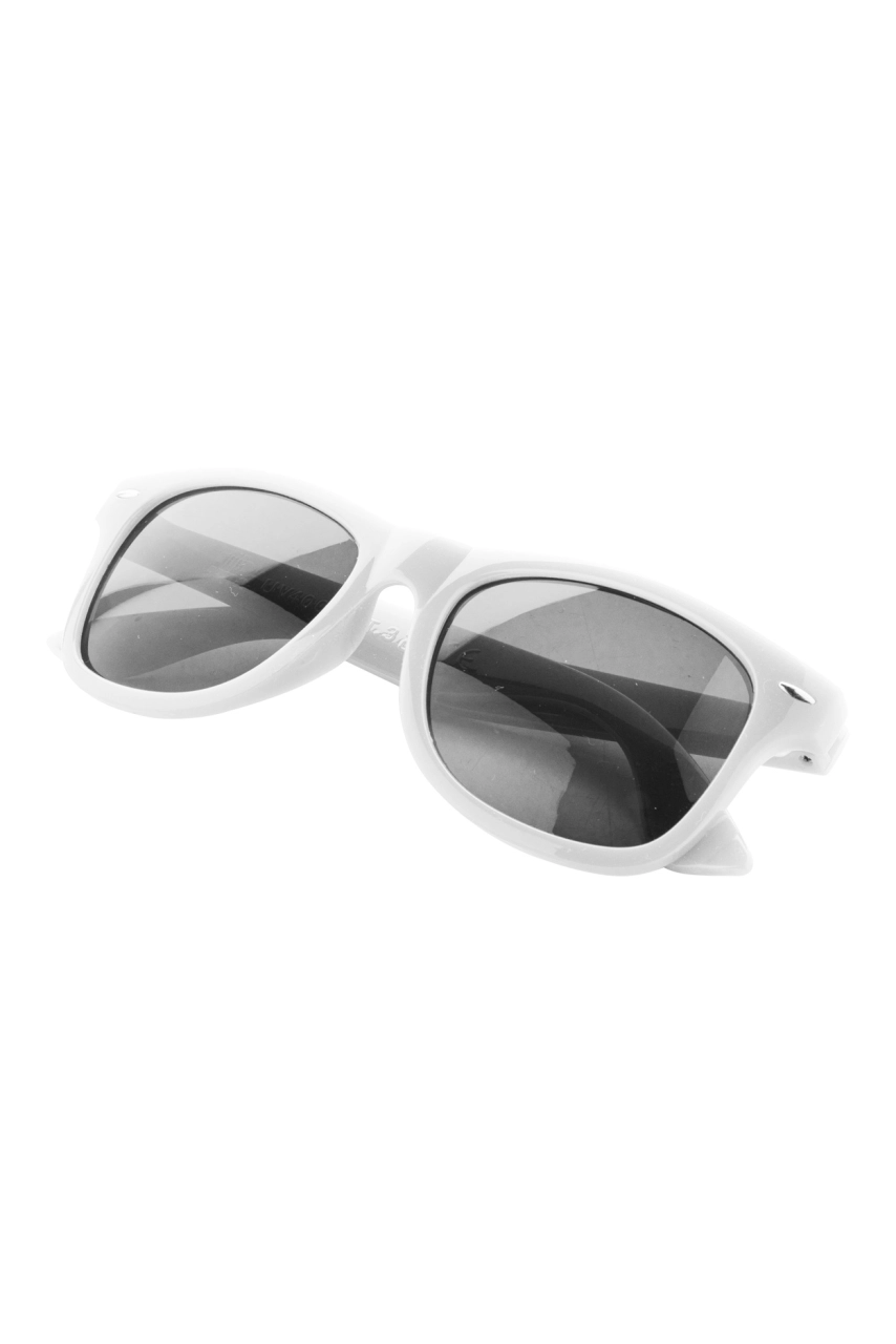Paire de lunettes de soleil